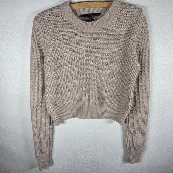 BCBGMaxAzria Sweaters - BCBG Maxazria Tan Waffle Knit Sweater M Long Sleeve Cropped Wool Cashmere